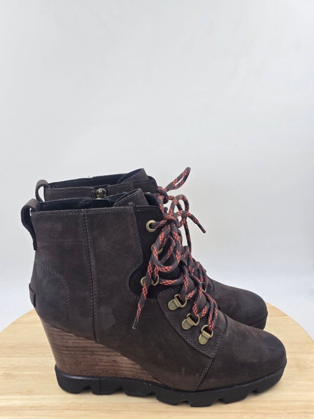 Sorel Joan Uptown Lace Waterproof Nubuck Wedge Boots Womens  Size 9 NL3791